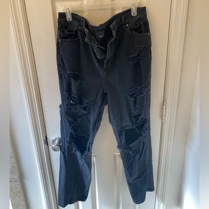 Black American eagle ripped jeans